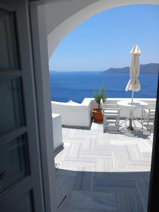 Captain John Villas Oia - Caldera & Sunset View Buitenkant foto