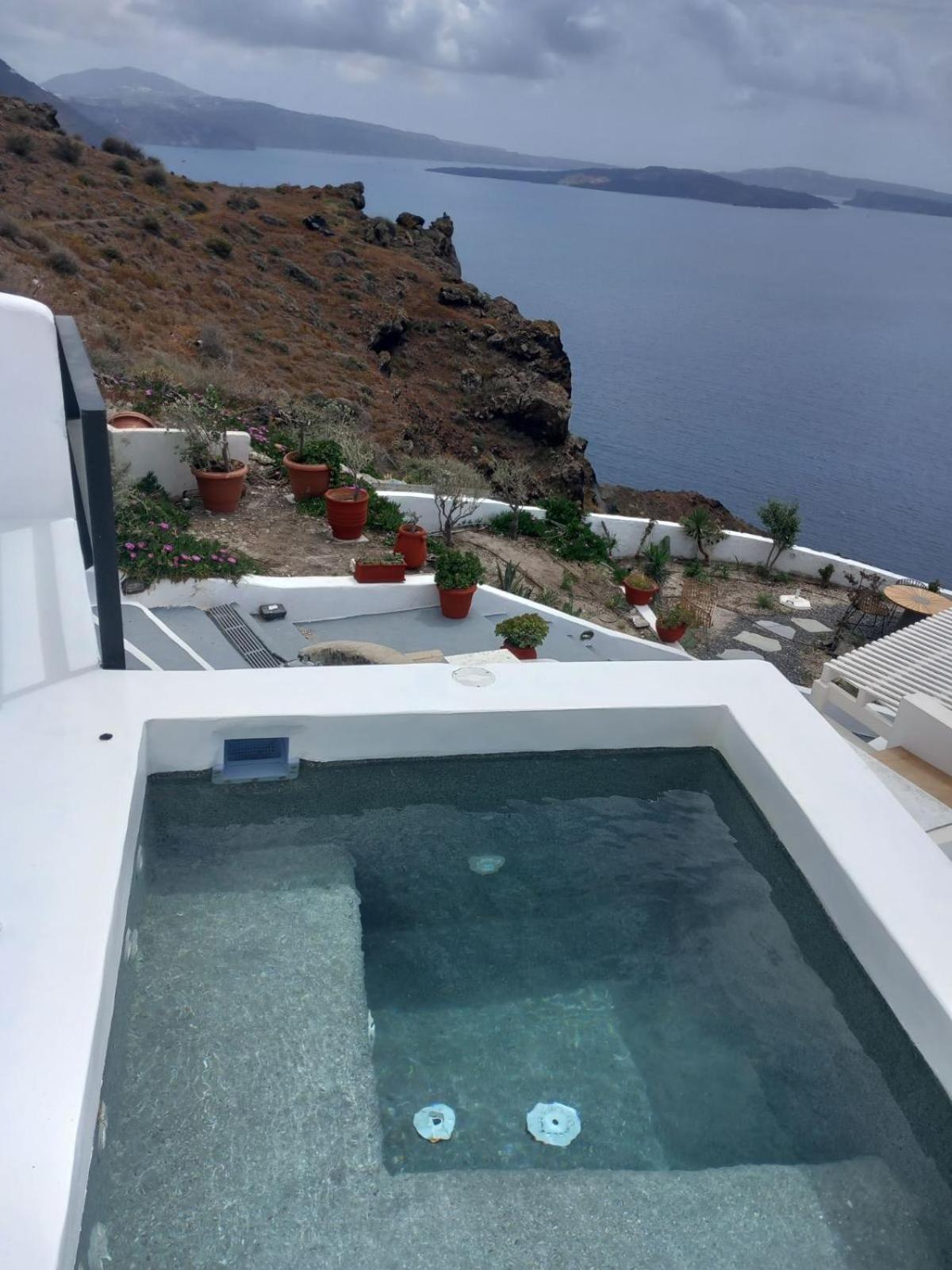 Captain John Villas Oia - Caldera & Sunset View Buitenkant foto
