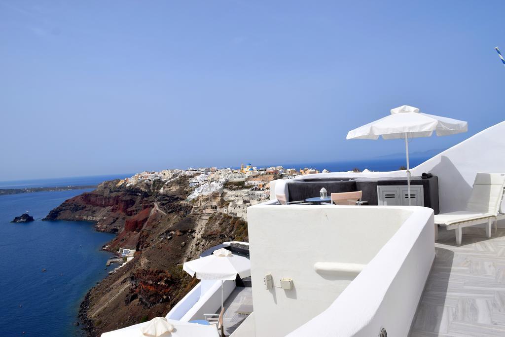 Captain John Villas Oia - Caldera & Sunset View Buitenkant foto